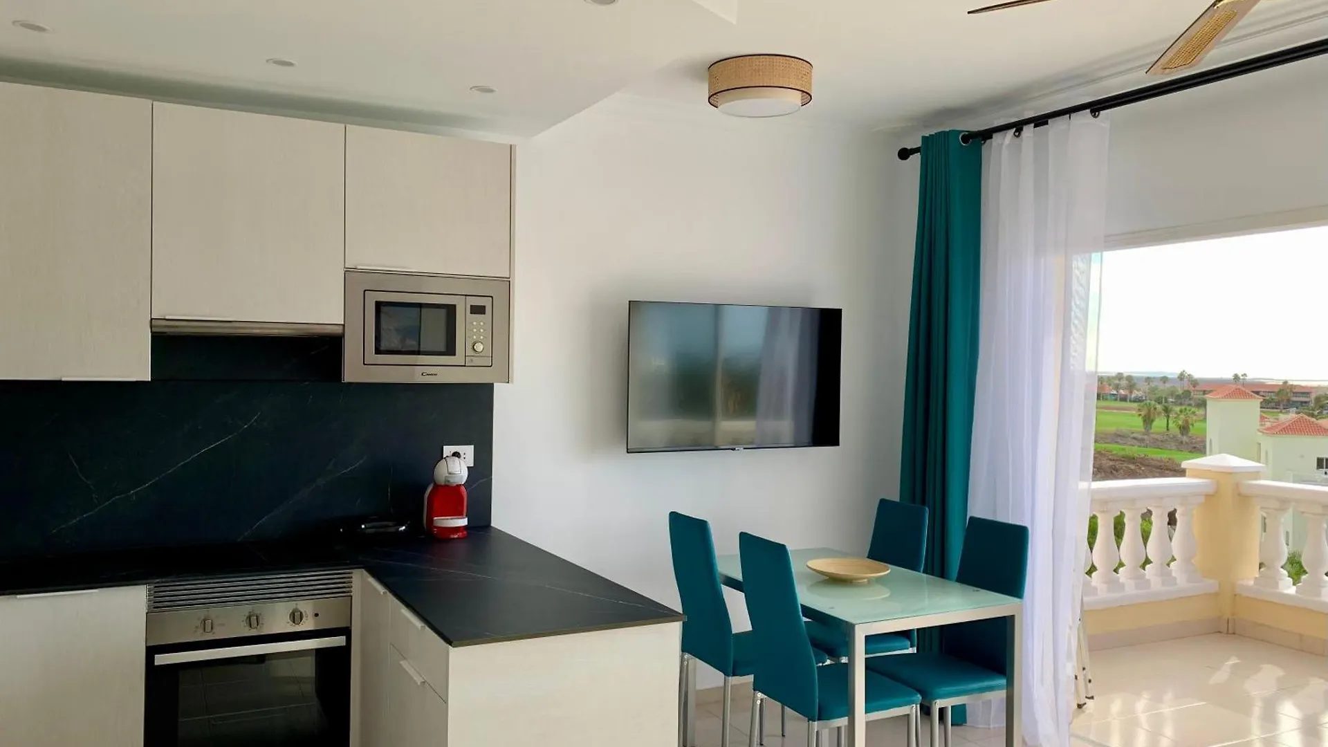 Ocean & Golf Vista Retreat Apartment San Miguel de Abona
